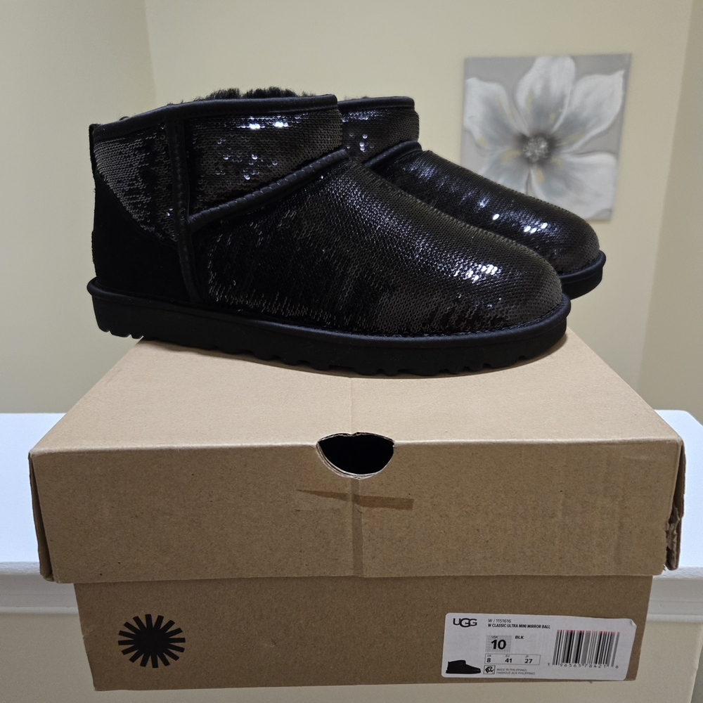 *BRAND NEW* Women's UGG Boots